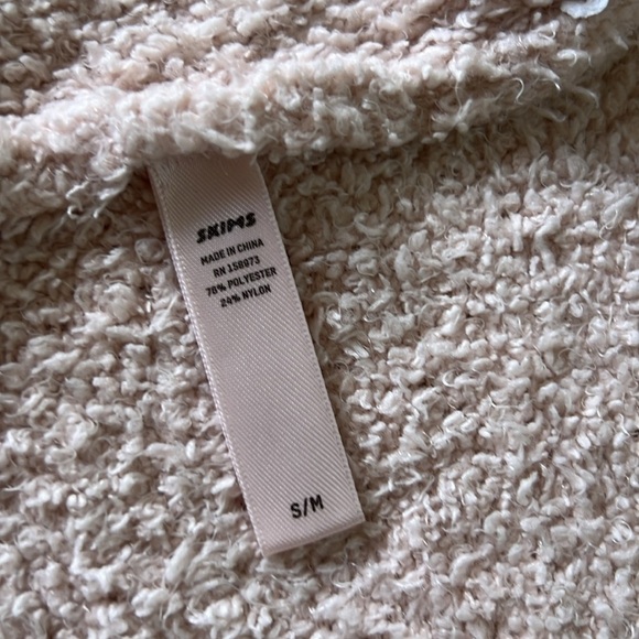 SKIMS Cozy Knit Wrap Sweater Long Sleeve Ballet Pink | S M - Picture 3 of 6